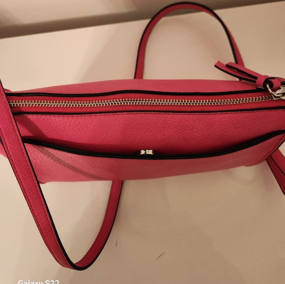 Brand New Vegan Pink Leather Calvin Klein Handbag Never Used - Picture 2 of 6